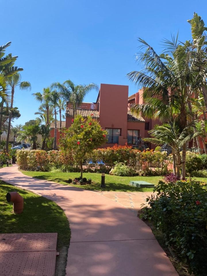 Elviria Paradiso Apartment Марбеля Екстериор снимка
